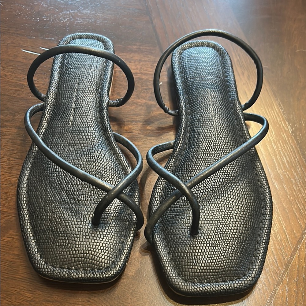 Dolce Vita - Elegant Black Strappy Sandals